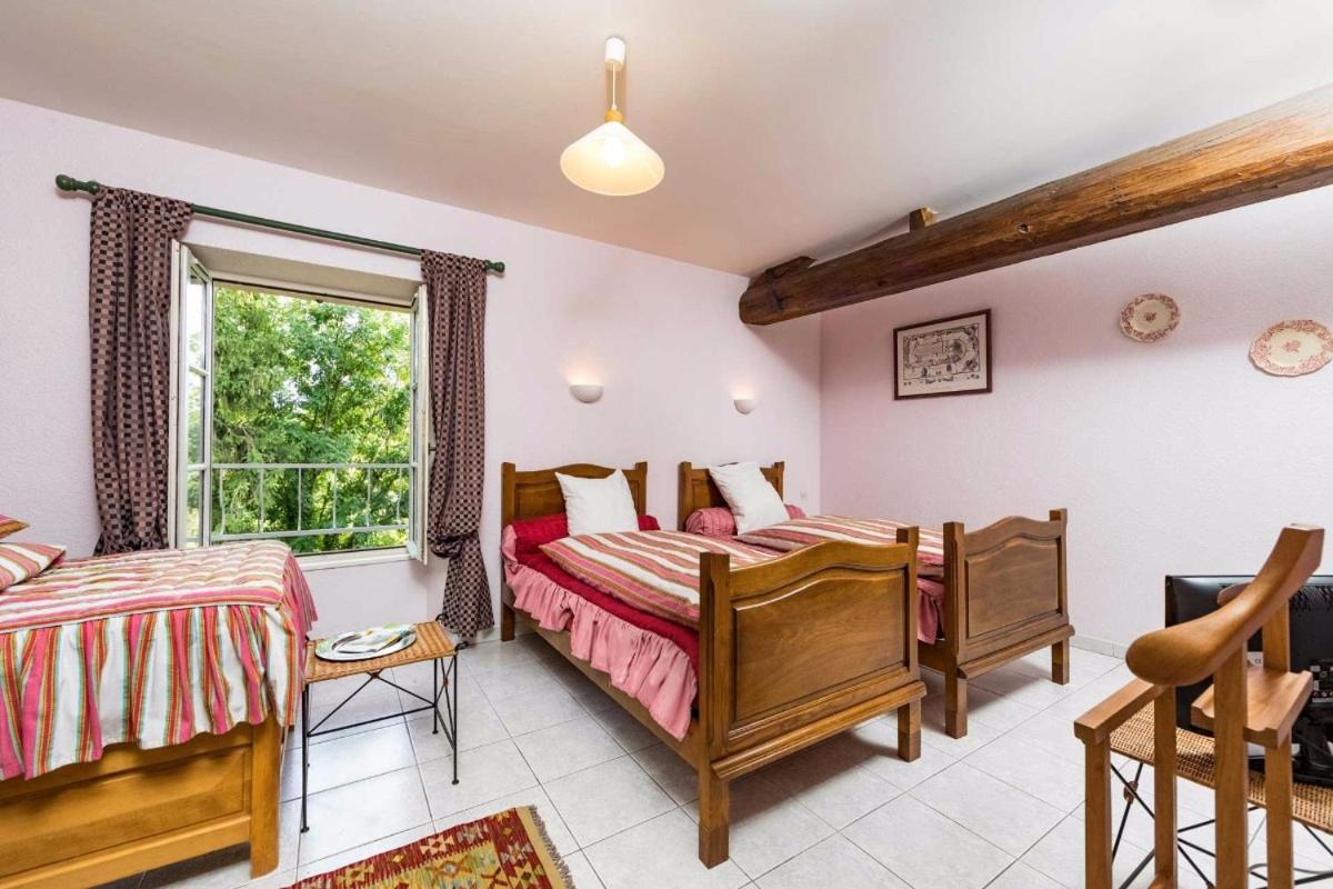 Jolie Vache Deguisee En Fleurs, Chambre D'Hote A Soulosse 객실 사진